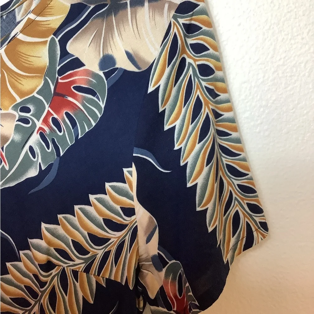 Hilo Hatties Hawaiian original size L Maxi dress blues tan& soft reds short SLV - Picture 6 of 13
